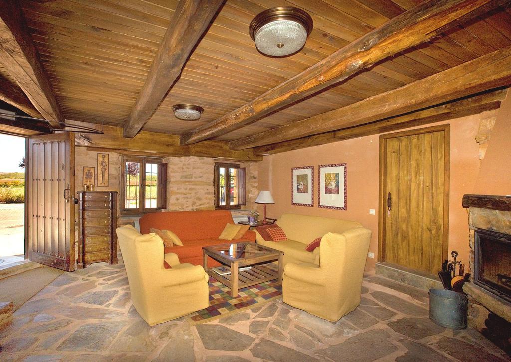 Casa Rural Las Aguedas Murias de Rechivaldo Ngoại thất bức ảnh